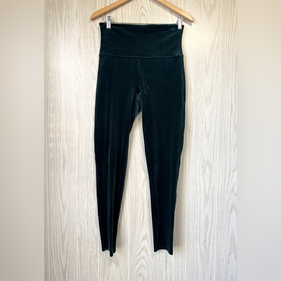 SPANX Emerald Green Velvet Leggings Size XL EUC - Picture 1 of 3